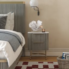 Ivy Bedside Ivy Bedside